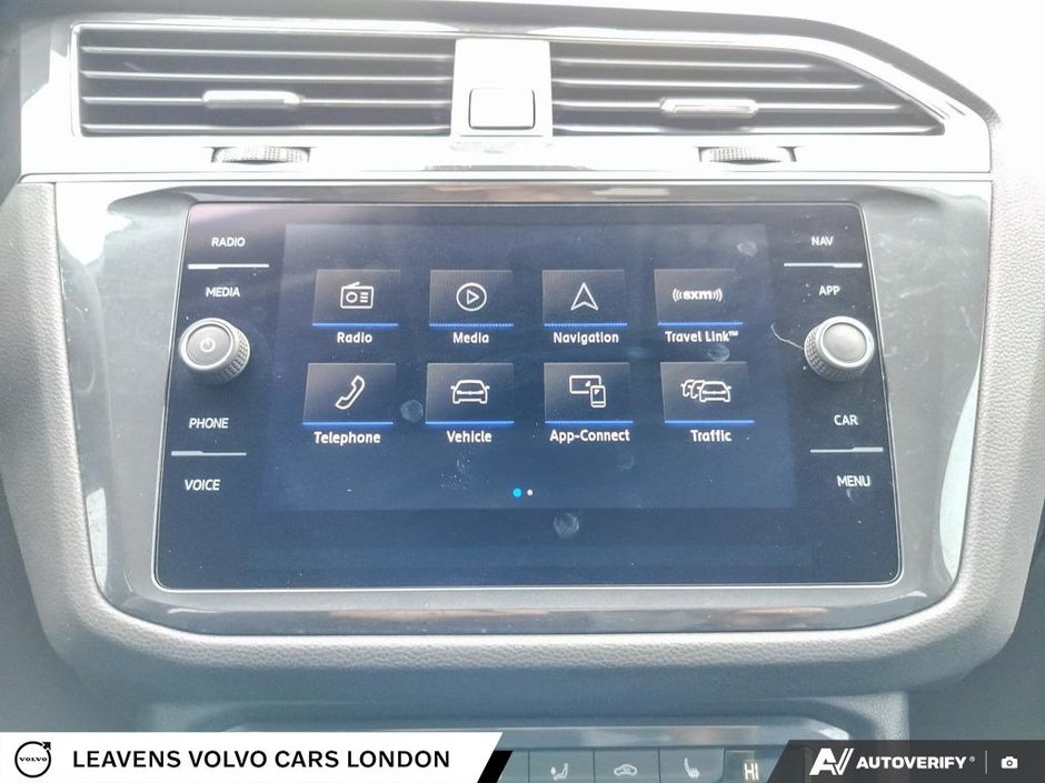 2020 Volkswagen TIGUAN UNKNOWN-26