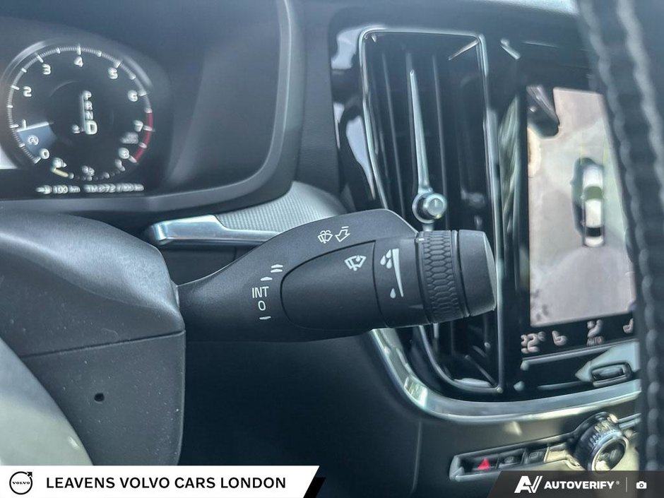 2021 Volvo S60 R-DESIGN-29