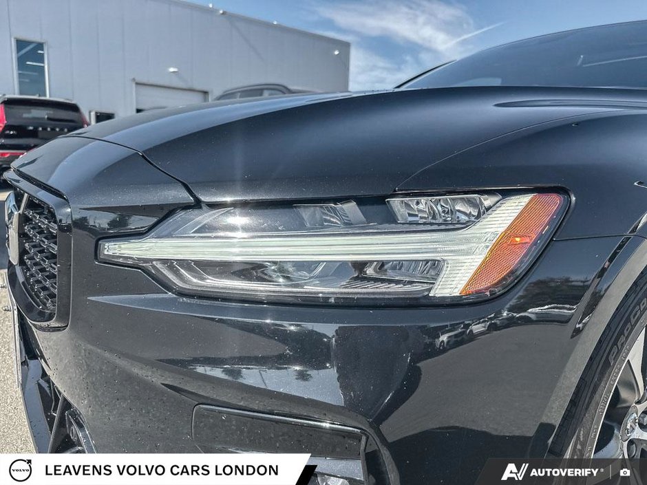 2021 Volvo S60 R-DESIGN-7