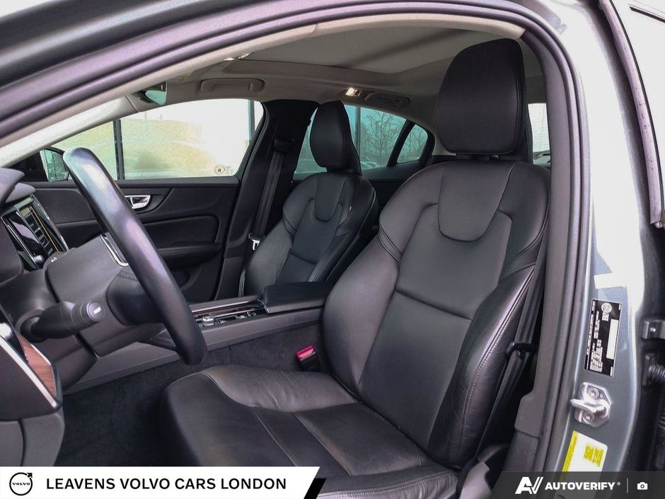 2021 Volvo S60 MOMENTUM-25