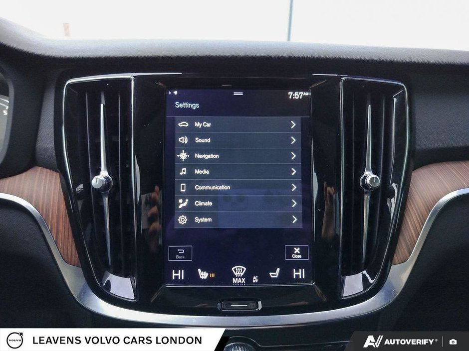 2021 Volvo S60 MOMENTUM-27