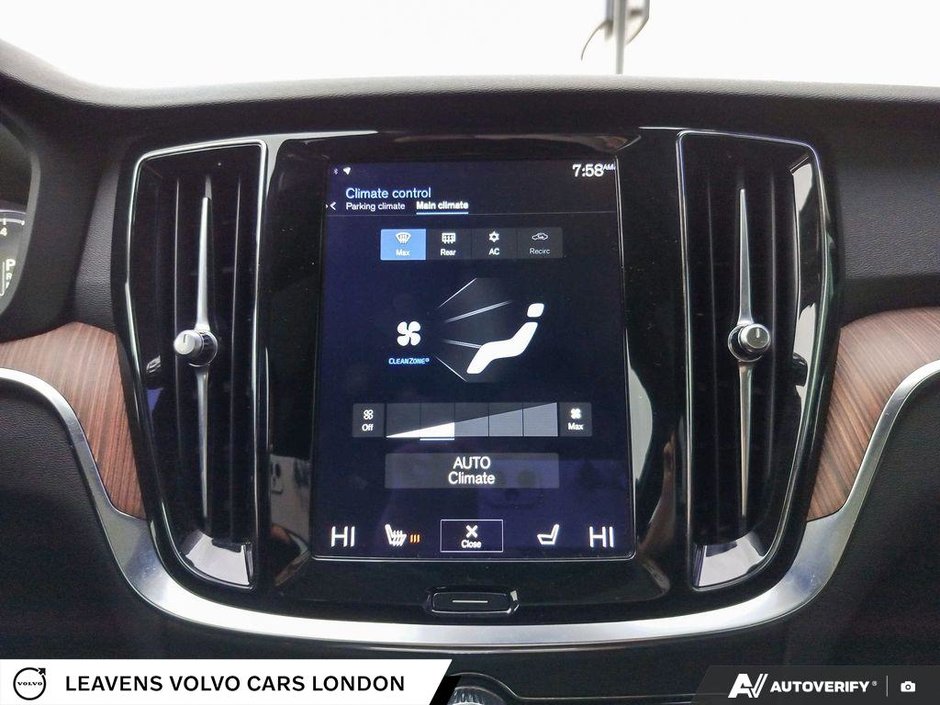 2021 Volvo S60 MOMENTUM-29