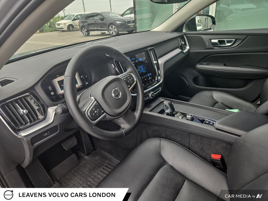 2024 Volvo S60 CORE DARK THEME-12