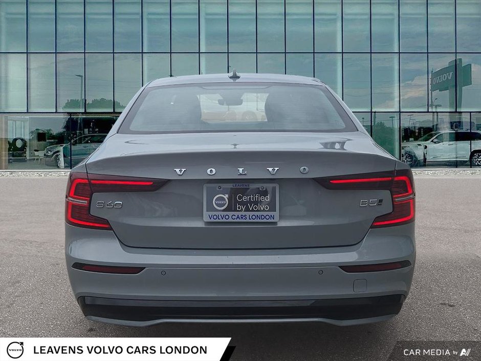2024 Volvo S60 CORE DARK THEME-4