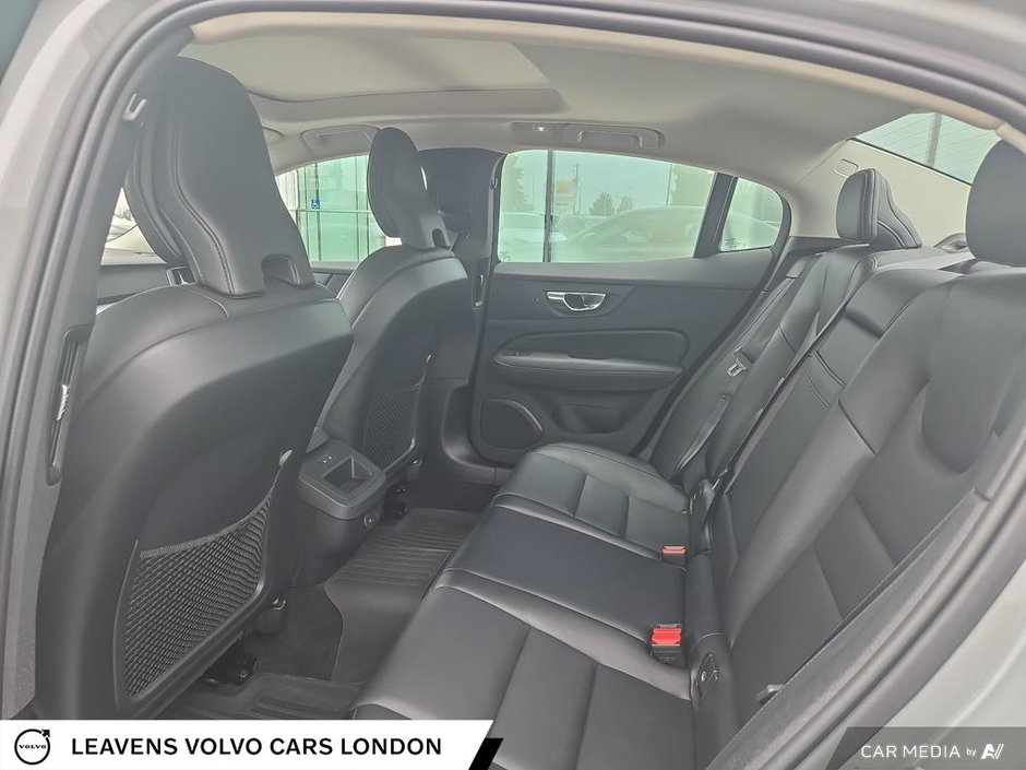 2024 Volvo S60 CORE DARK THEME-22