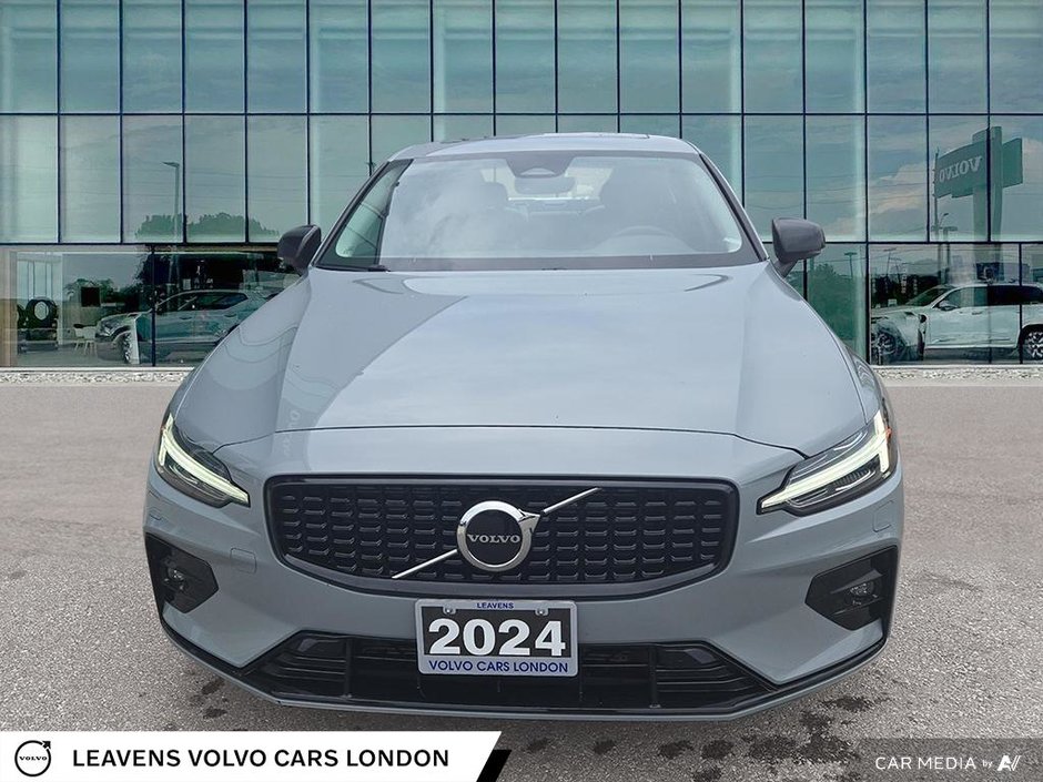 2024 Volvo S60 CORE DARK THEME-1