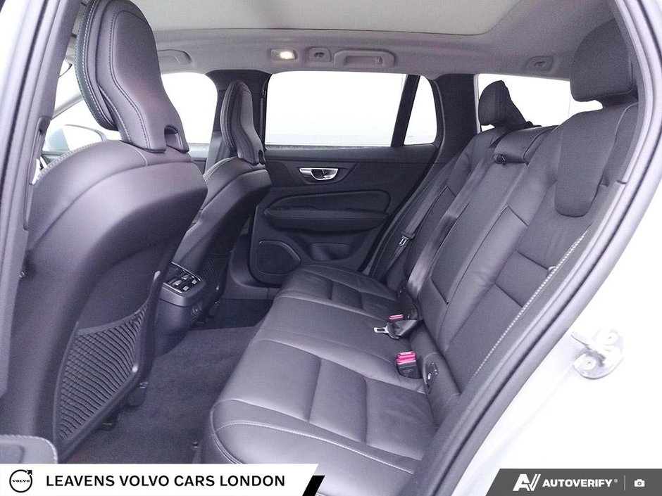 2026 Volvo V60 CROSS COUNTRY ULTRA-26