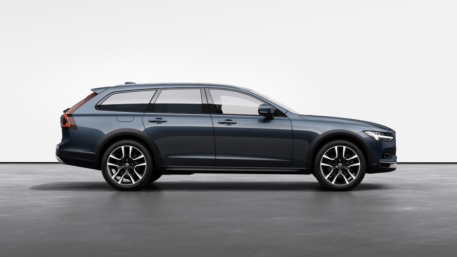 2026 Volvo V90 Cross Country ULTRA-4