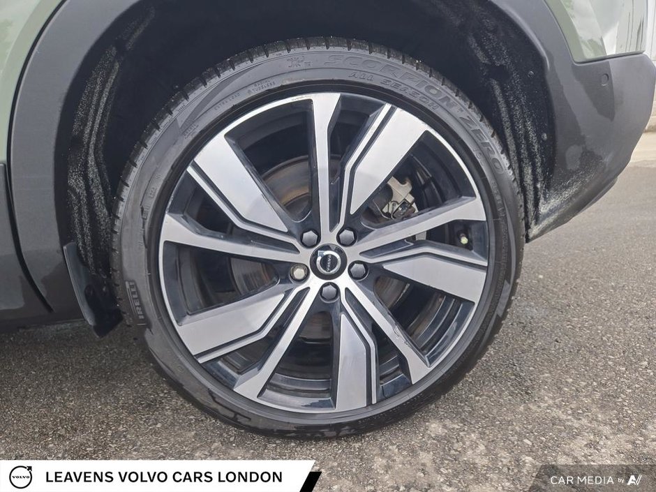2022 Volvo XC40 Recharge Pure Electric PLUS-5