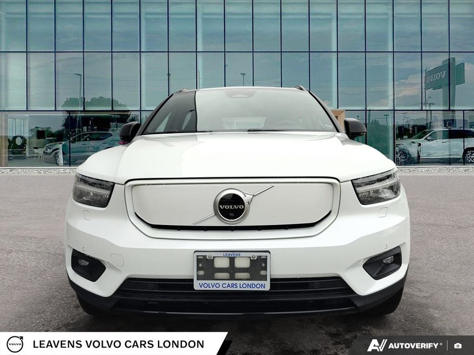 2022 Volvo XC40 RECHARGE PURE ELECTRIC PLUS-1