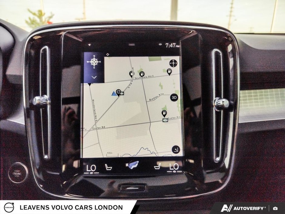 2020 Volvo XC40 MOMENTUM-28