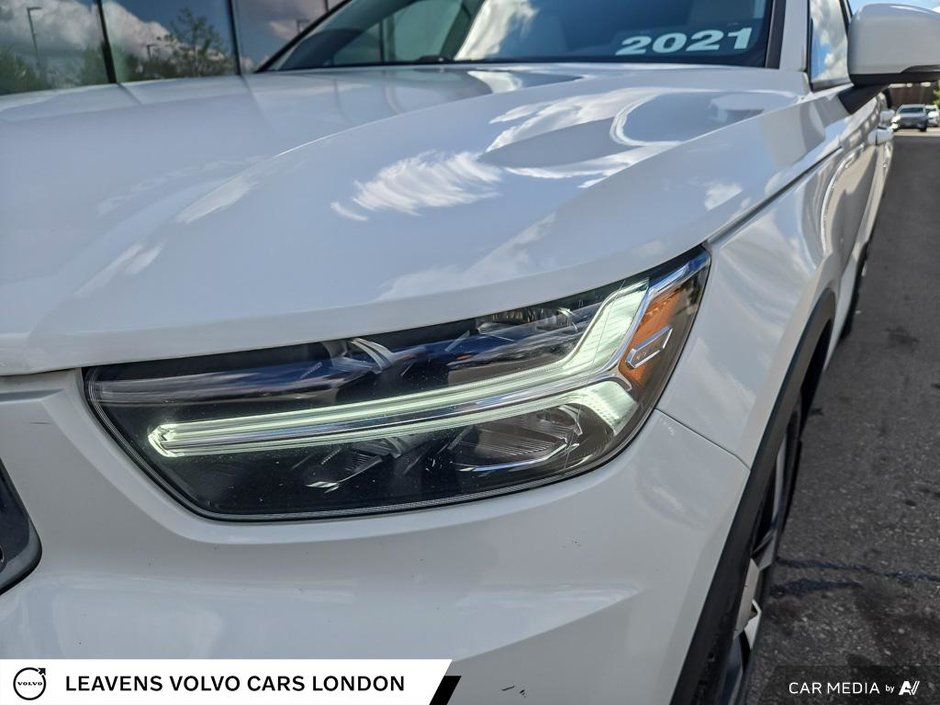 2021 Volvo XC40 MOMENTUM-7