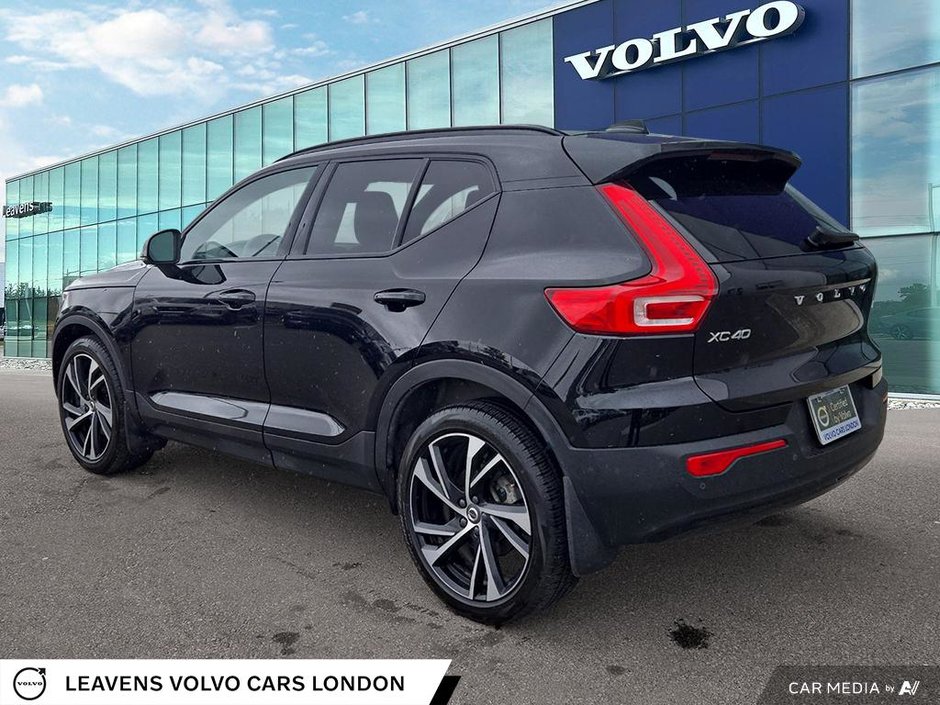 2021 Volvo XC40 R-DESIGN-3