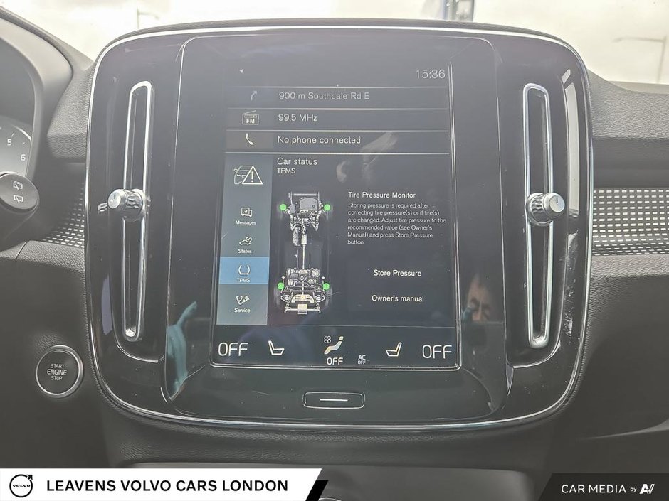 2021 Volvo XC40 R-DESIGN-28