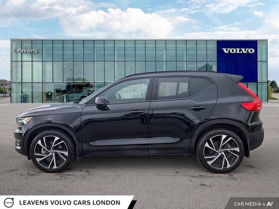 2021 Volvo XC40 R-DESIGN-2