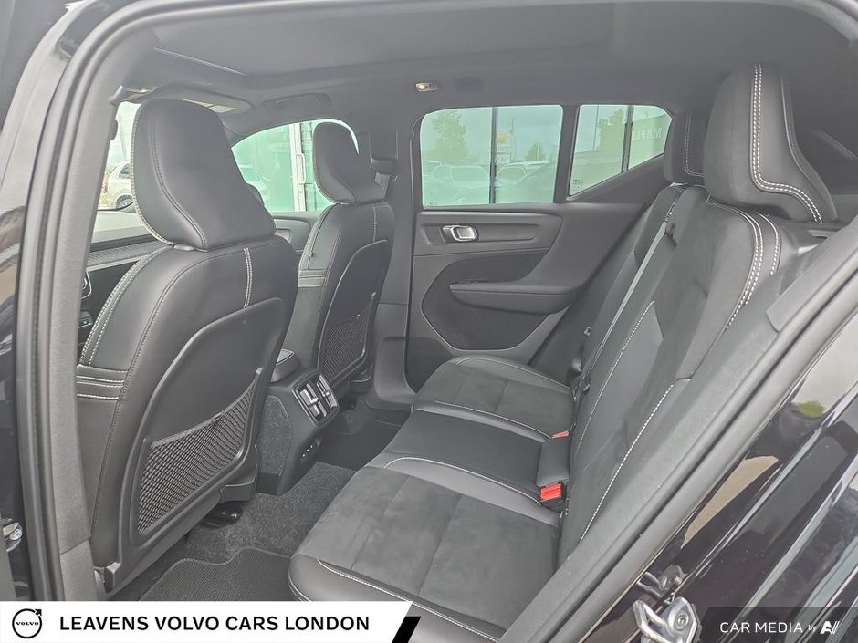 2021 Volvo XC40 R-DESIGN-22