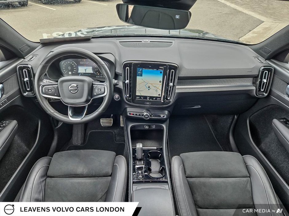 2021 Volvo XC40 R-DESIGN-23
