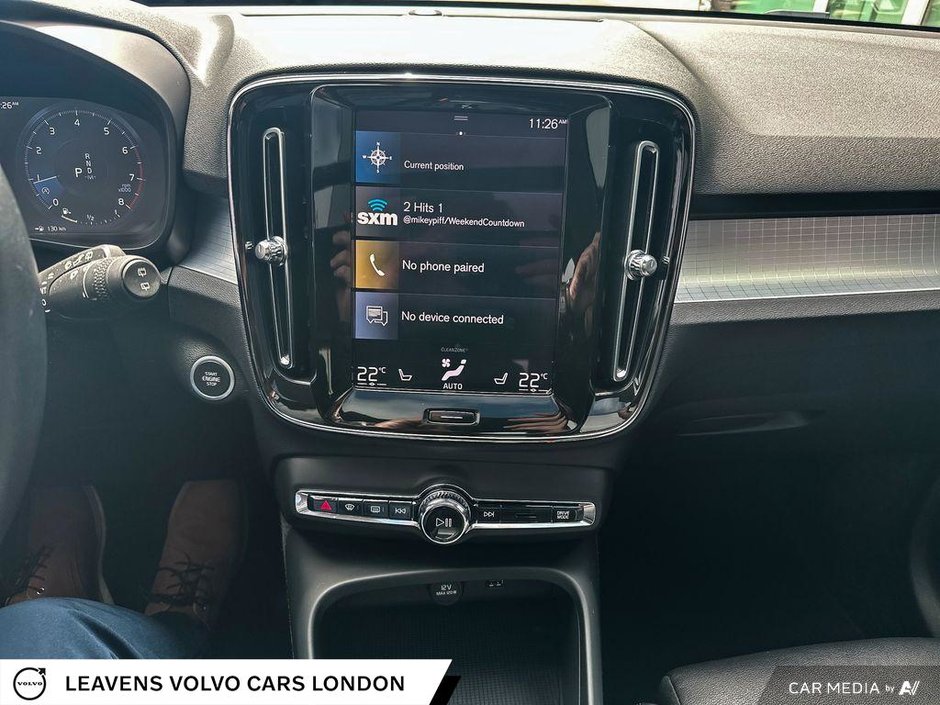 2021 Volvo XC40 MOMENTUM-18