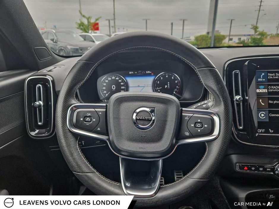 2021 Volvo XC40 R-DESIGN-13