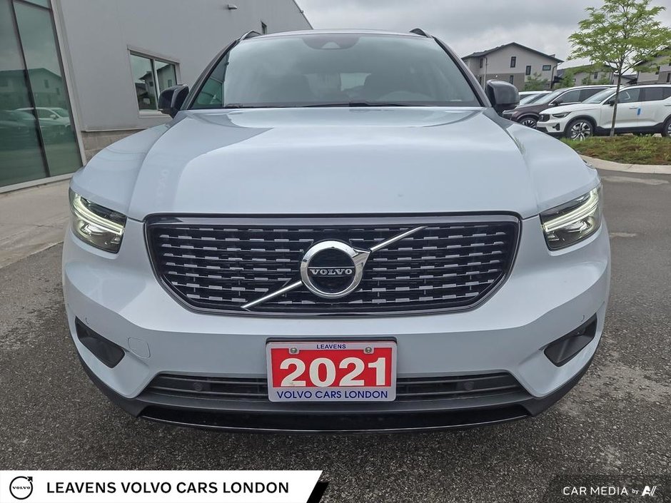 2021 Volvo XC40 R-DESIGN-8