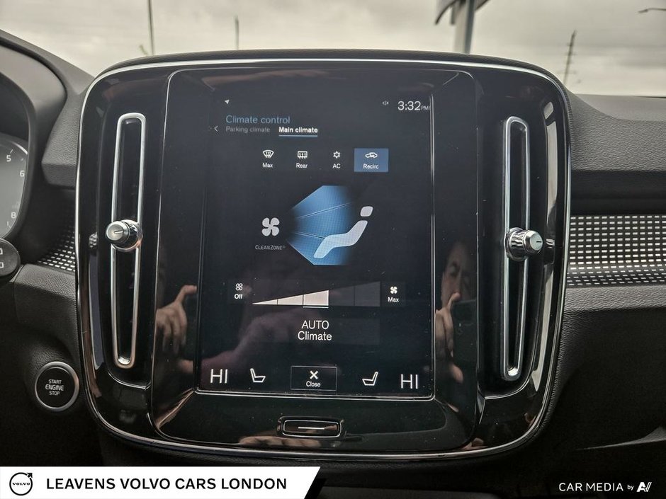 2021 Volvo XC40 R-DESIGN-29