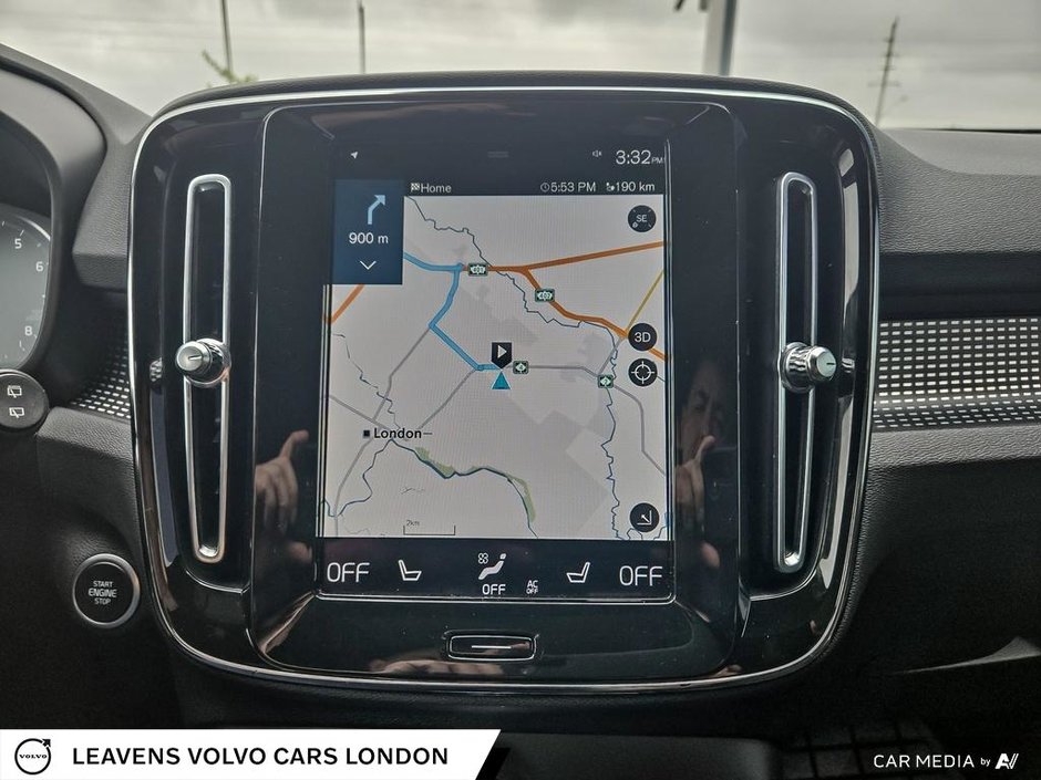 2021 Volvo XC40 R-DESIGN-28