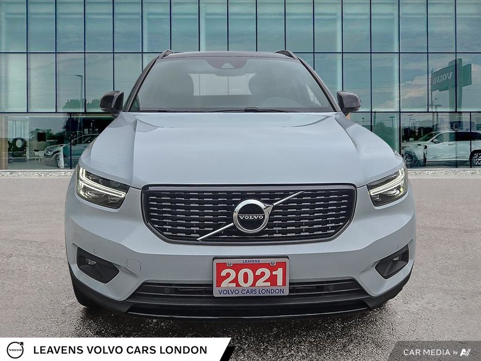 2021 Volvo XC40 R-DESIGN-1