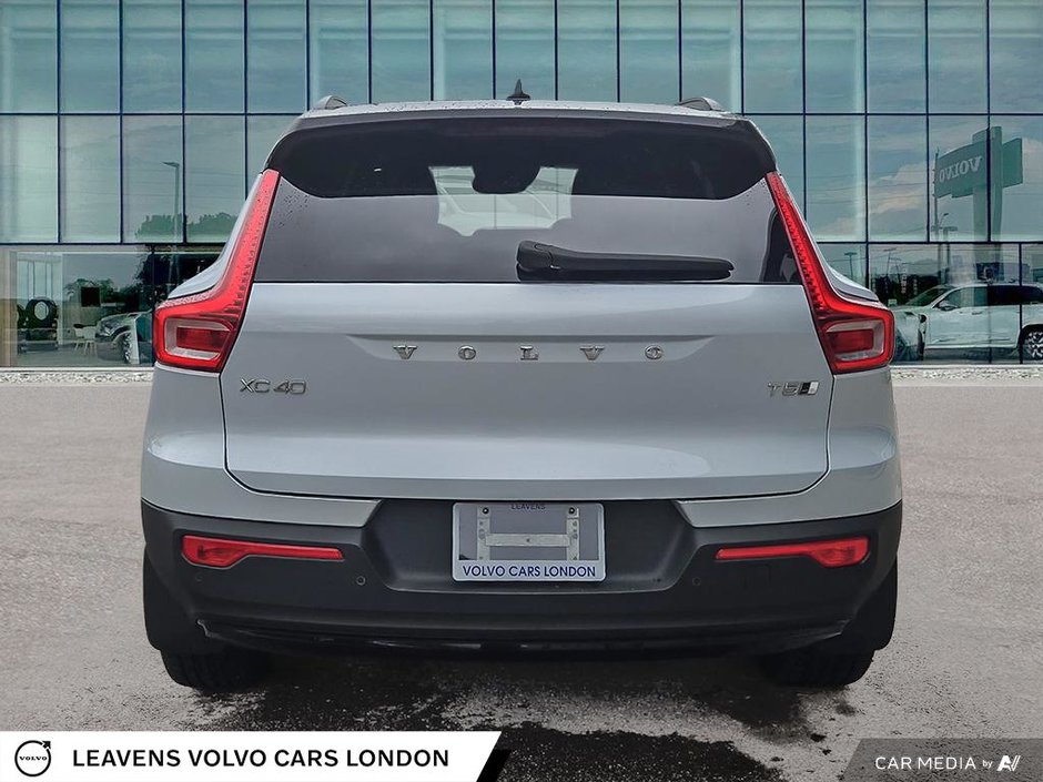 2021 Volvo XC40 R-DESIGN-4