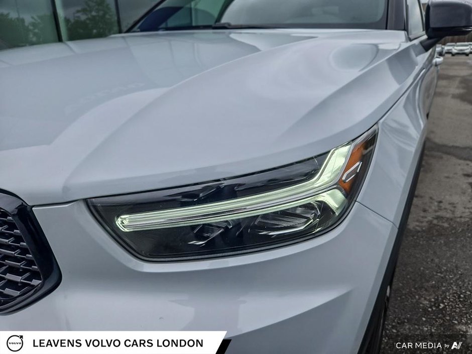 2021 Volvo XC40 R-DESIGN-7