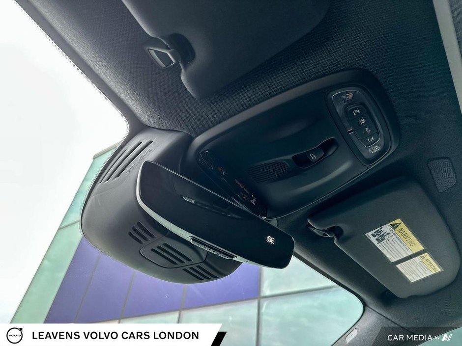 2021 Volvo XC40 R-DESIGN-20