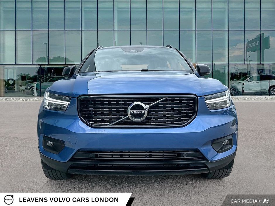2021 Volvo XC40 R-DESIGN-1
