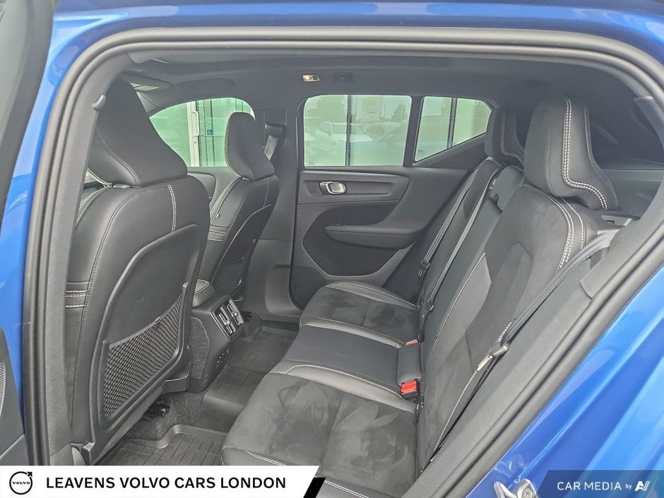2021 Volvo XC40 R-DESIGN-22