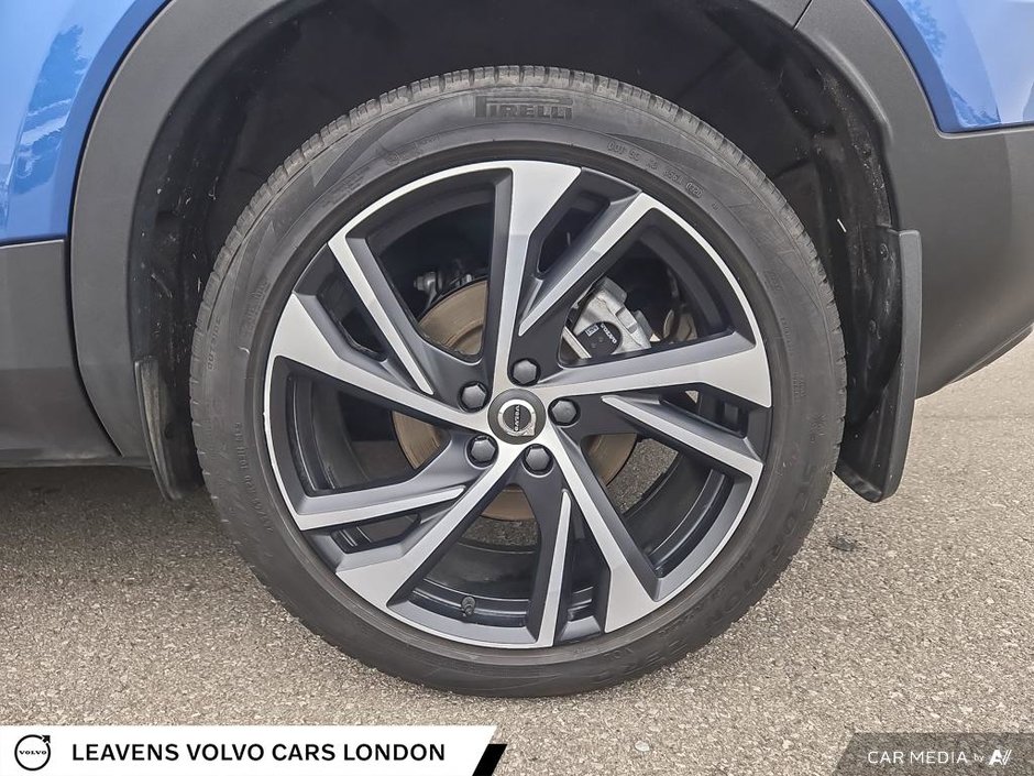 2021 Volvo XC40 R-DESIGN-5