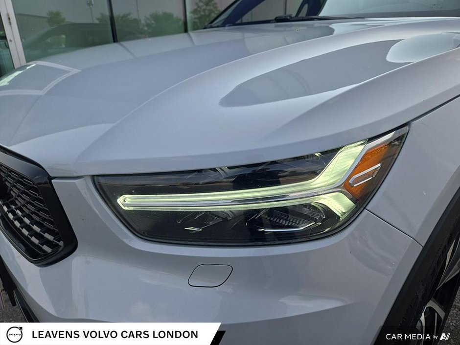 2021 Volvo XC40 R-DESIGN-8