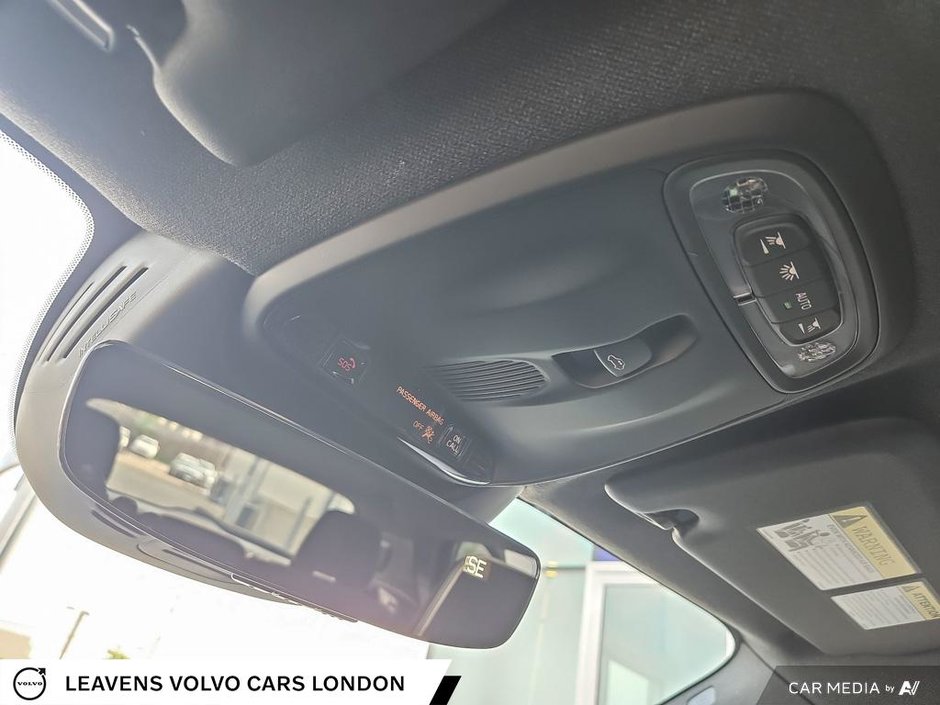 2021 Volvo XC40 R-DESIGN-20