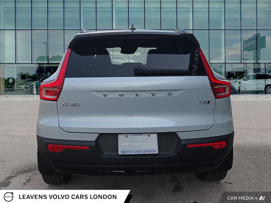 2021 Volvo XC40 R-DESIGN-4