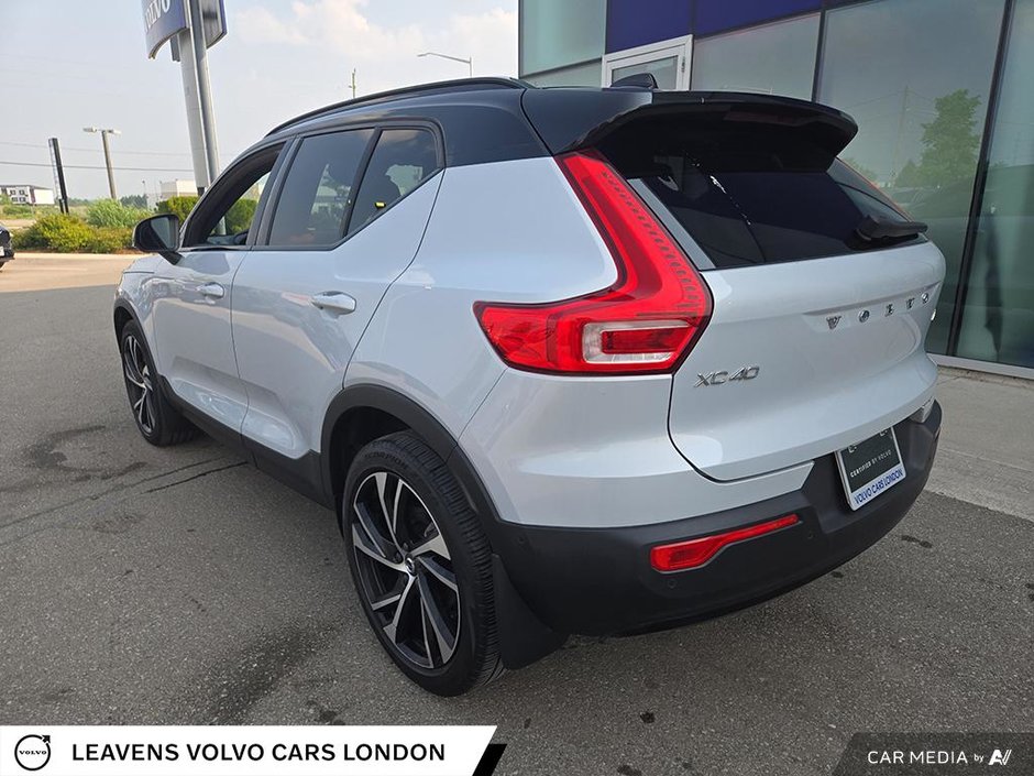 2021 Volvo XC40 R-DESIGN-10