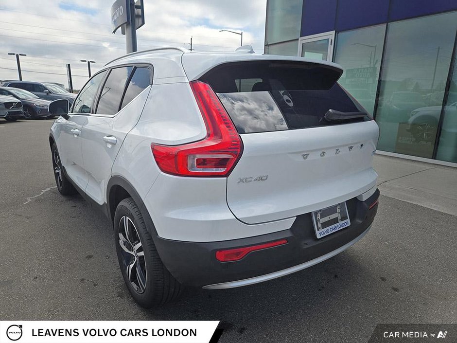 2024 Volvo XC40 CORE BRIGHT THEME-6