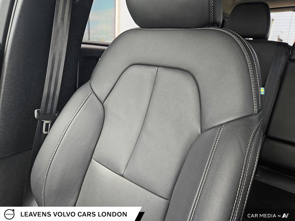 2024 Volvo XC40 CORE BRIGHT THEME-24