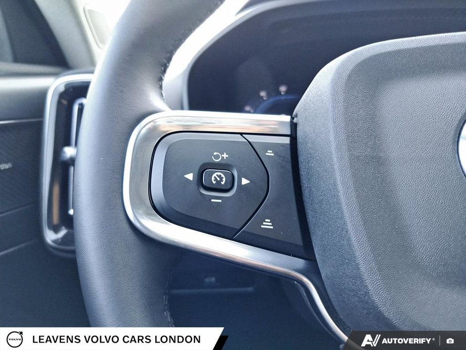 2024 Volvo XC40 ULTIMATE BRIGHT THEME-29