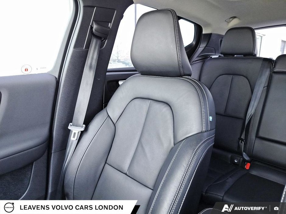 2024 Volvo XC40 ULTIMATE BRIGHT THEME-19