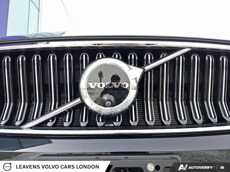 2024 Volvo XC40 ULTIMATE BRIGHT THEME-8