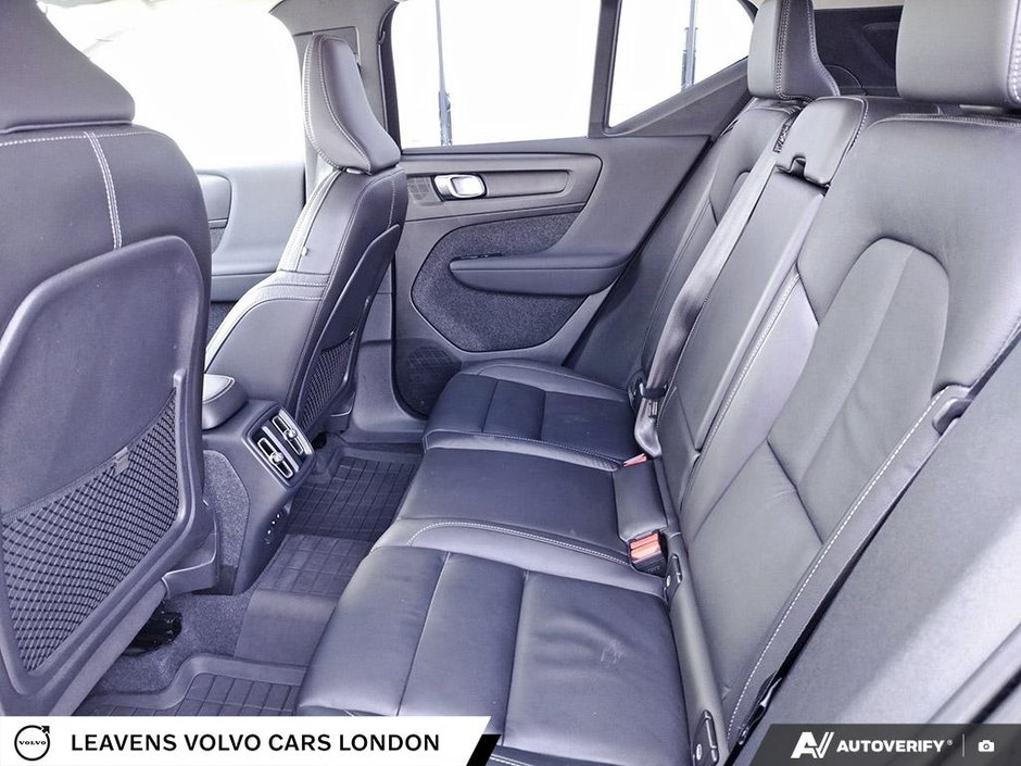 2024 Volvo XC40 ULTIMATE BRIGHT THEME-22