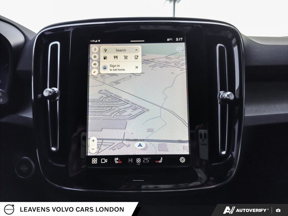 2024 Volvo XC40 PLUS BRIGHT THEME-28