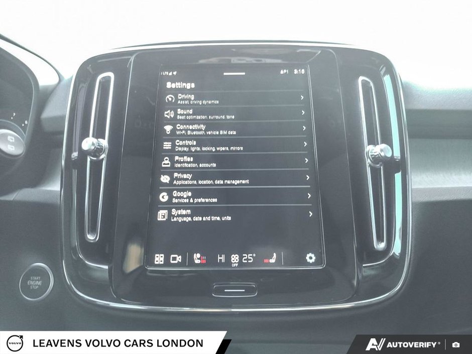 2024 Volvo XC40 PLUS BRIGHT THEME-27