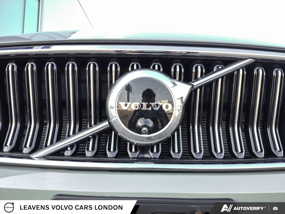 2024 Volvo XC40 PLUS BRIGHT THEME-8