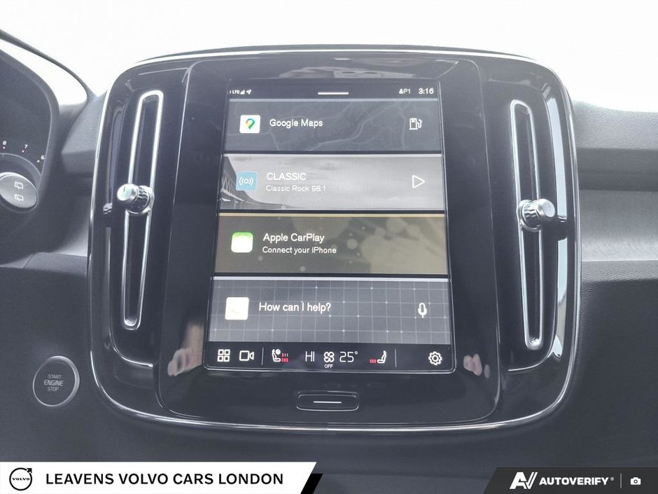 2024 Volvo XC40 PLUS BRIGHT THEME-26