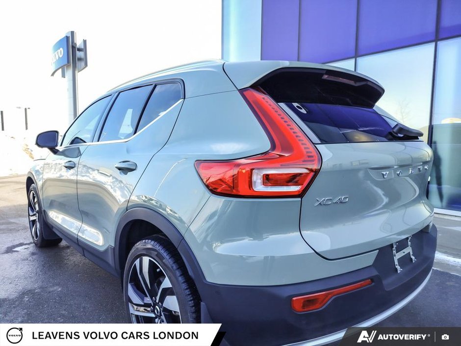 2024 Volvo XC40 PLUS BRIGHT THEME-10