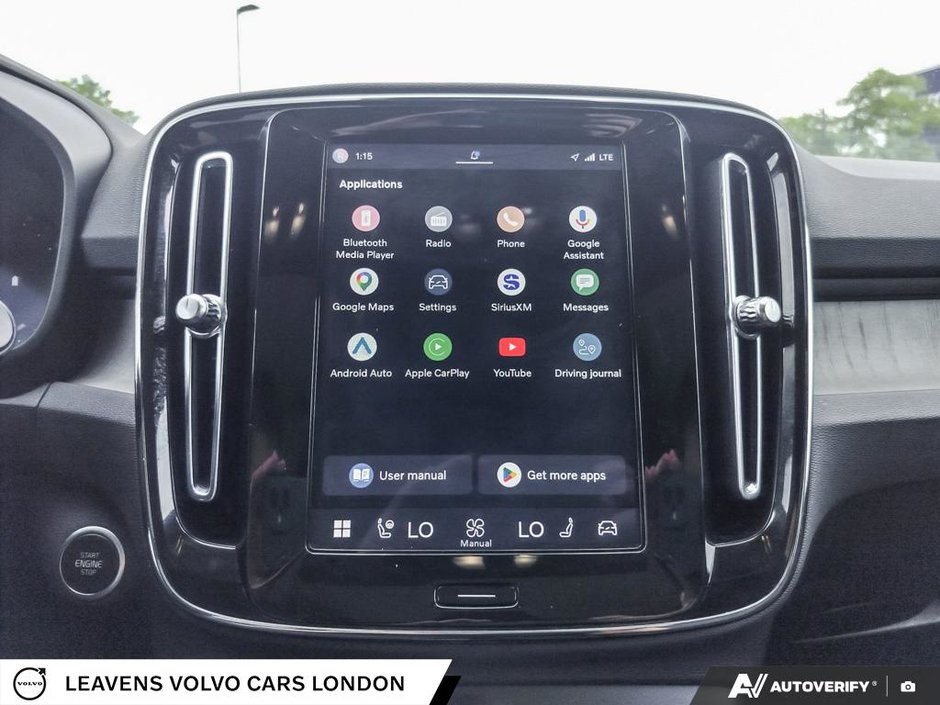2024 Volvo XC40 ULTIMATE DARK THEME-26