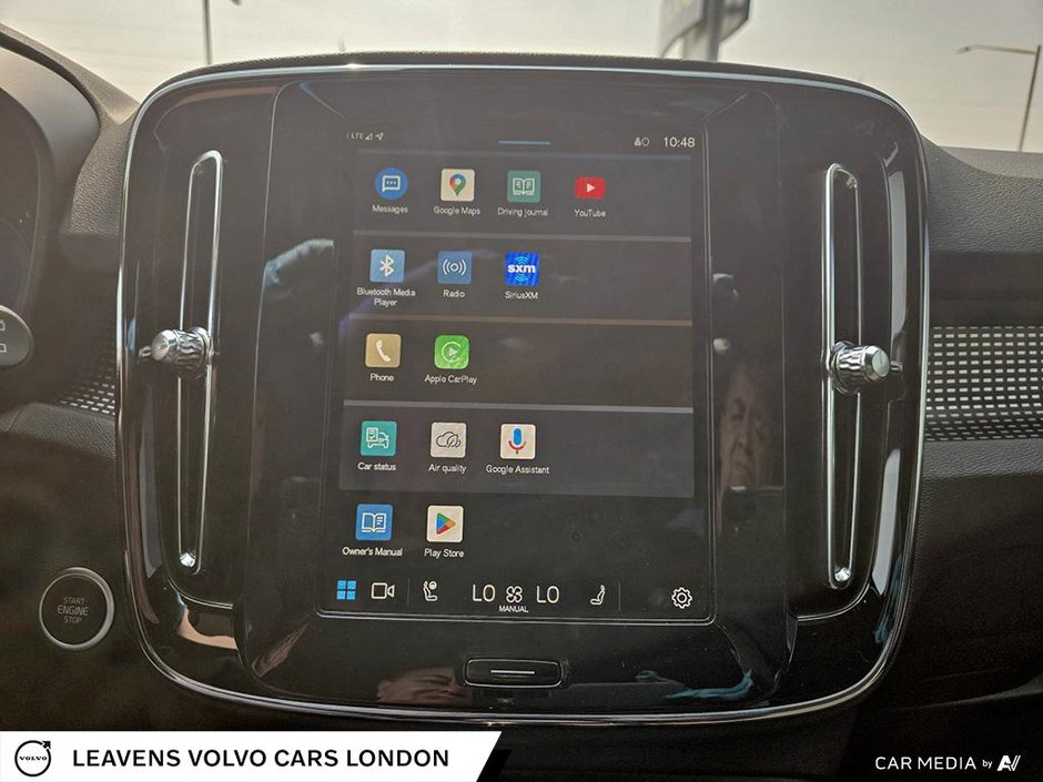 2025 Volvo XC40 PLUS DARK THEME-26